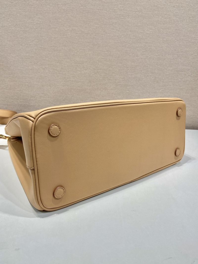 Pra*a top handle bags